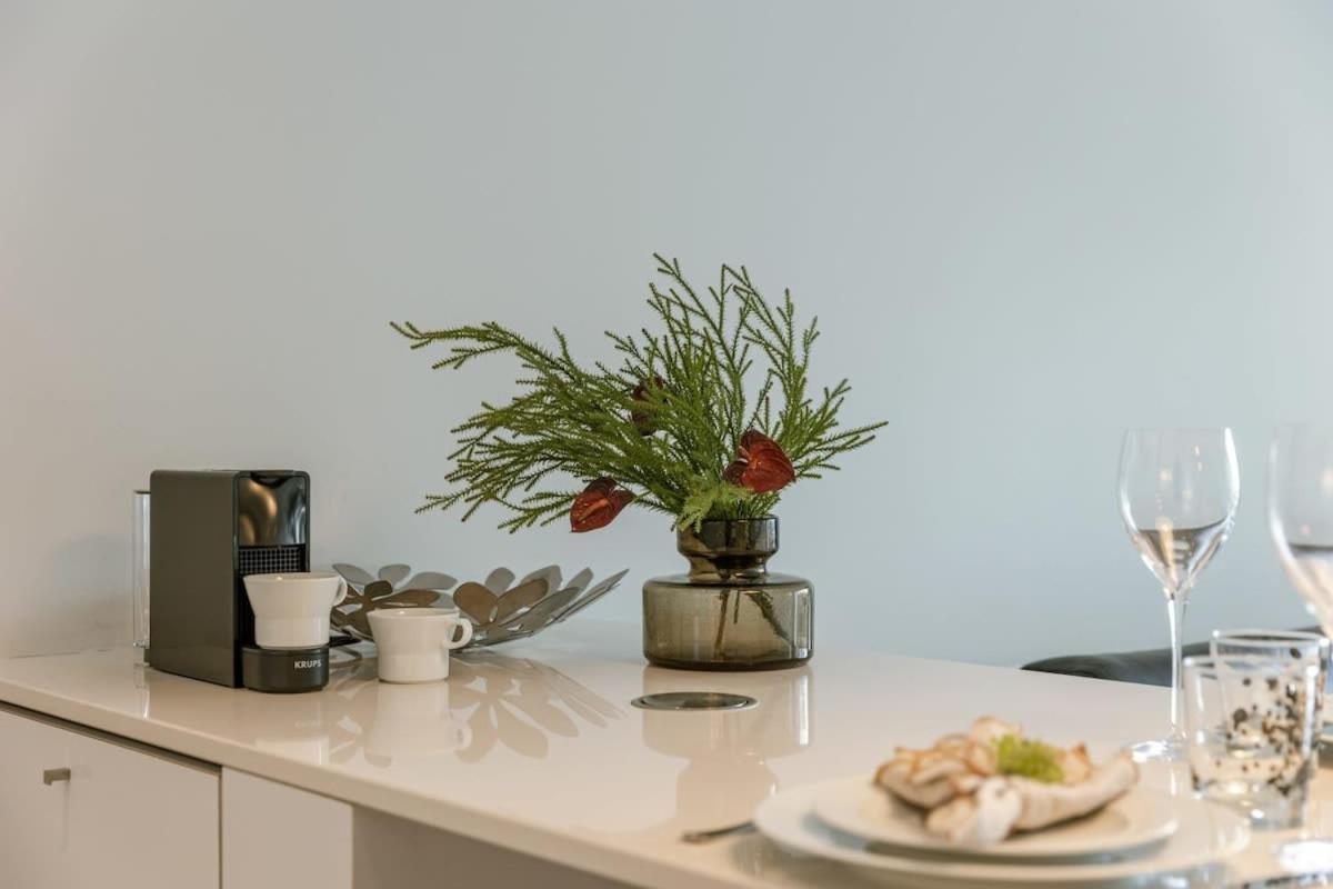 Modern Apartment In Centre Of Knokke المظهر الخارجي الصورة