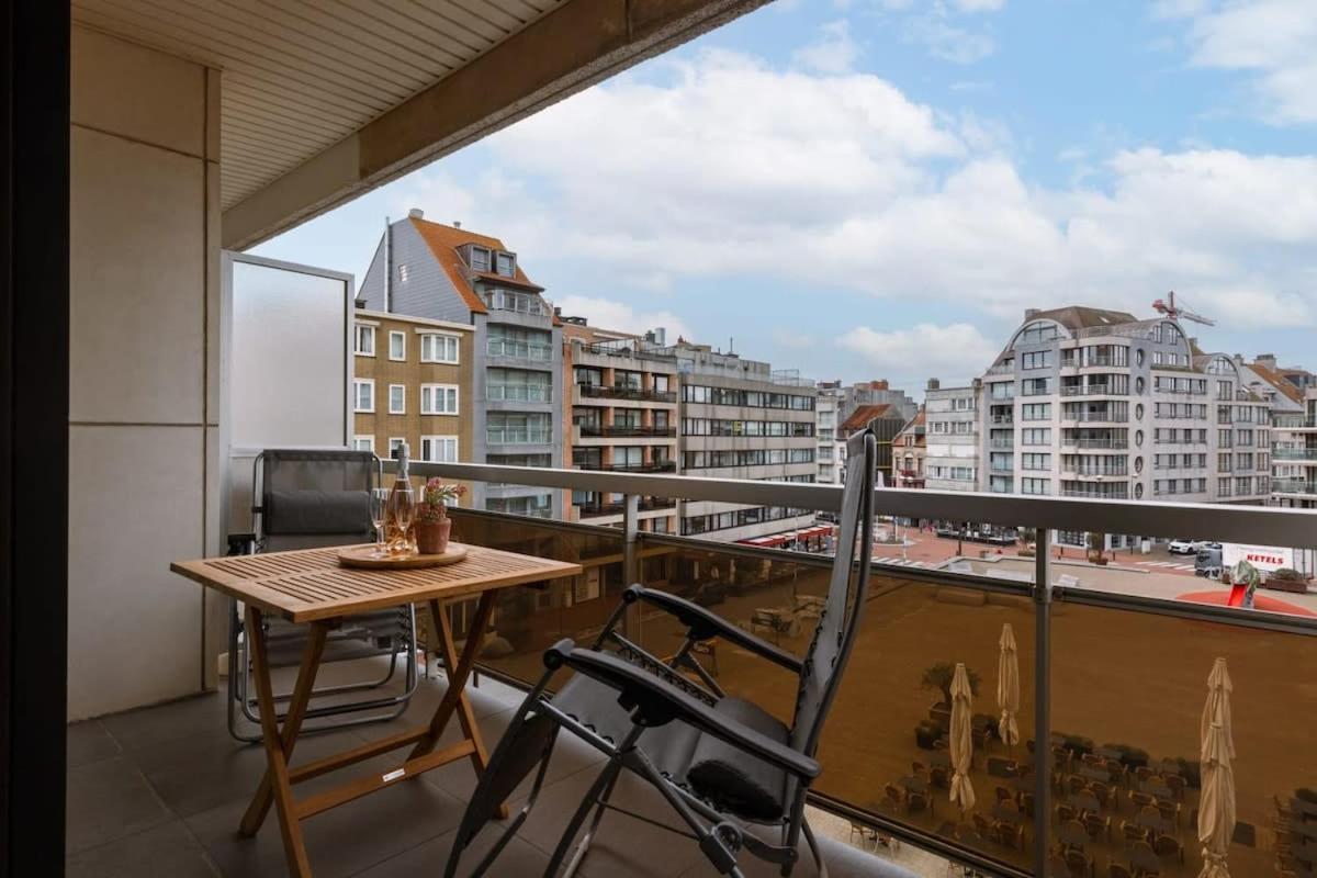 Modern Apartment In Centre Of Knokke المظهر الخارجي الصورة