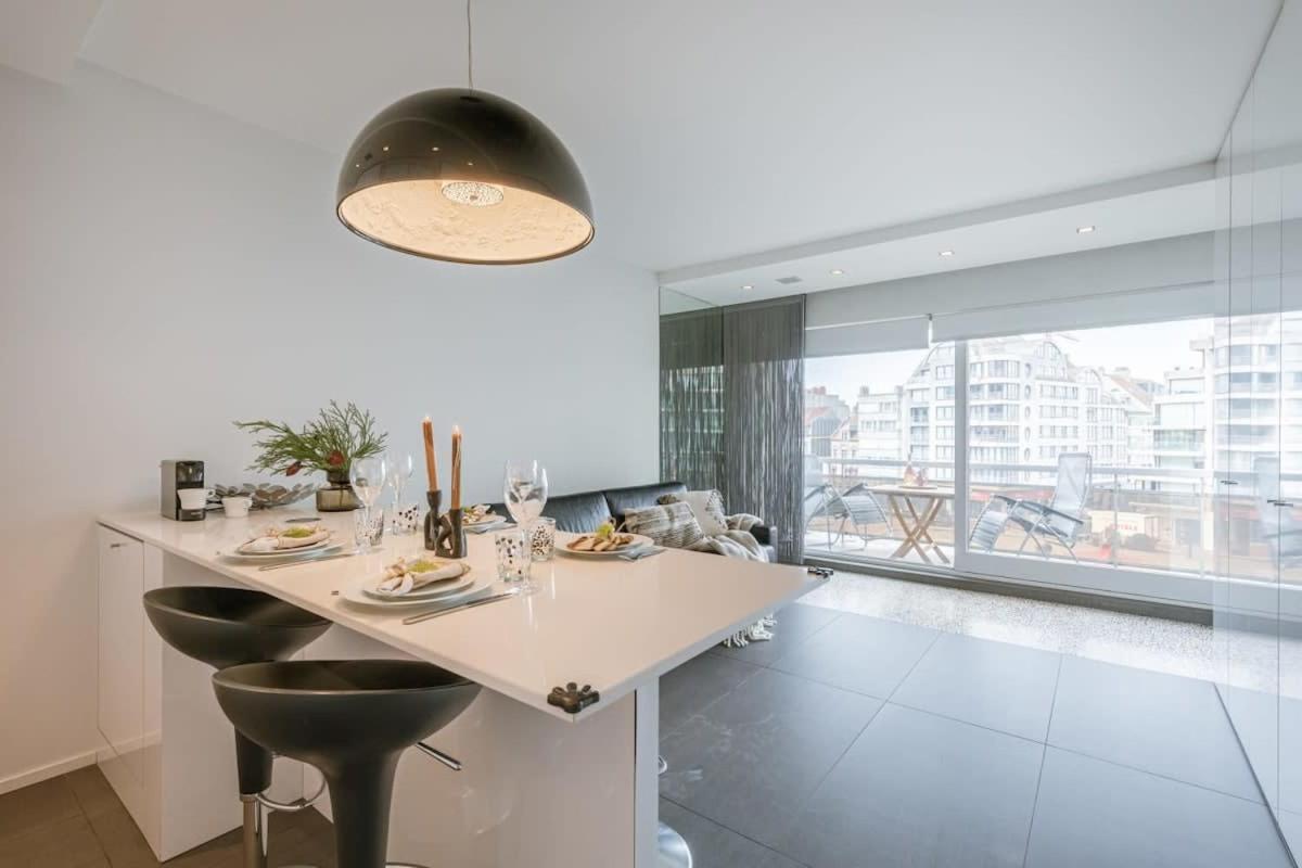 Modern Apartment In Centre Of Knokke المظهر الخارجي الصورة